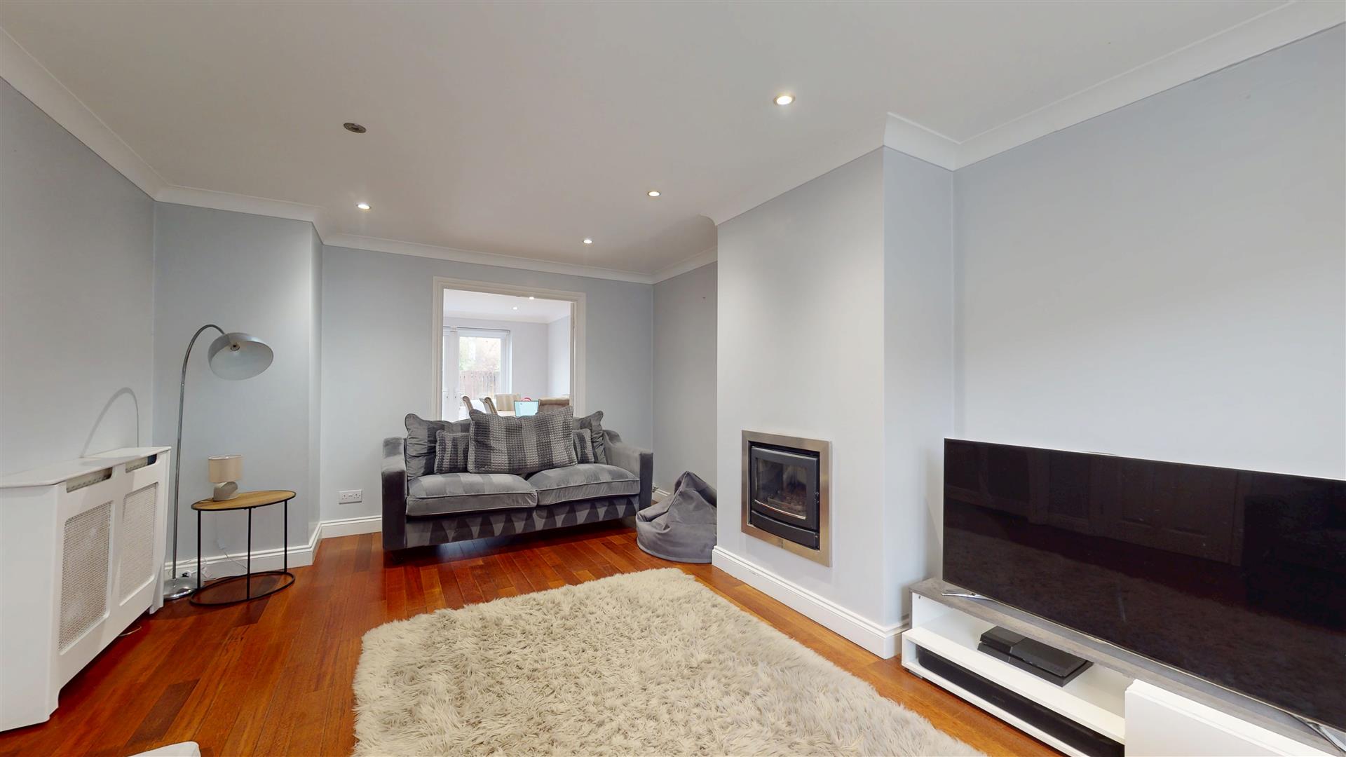 4 bed property in Leary Crescent, Newport Pagnell